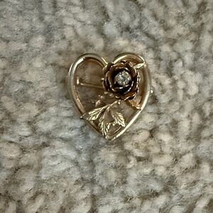 Heart pin